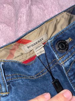 Burberry men’s jeans size 28