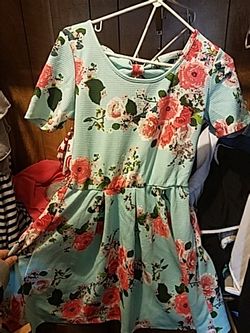 Mint Floral Dress Size M