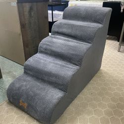 5-Step D0g And C@t Stairs for 23 Inch High Beds,Like New”$20, 