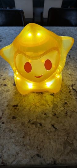 AMC Exclusive Disney Wish Light-Up Star Popcorn Bucket - Working