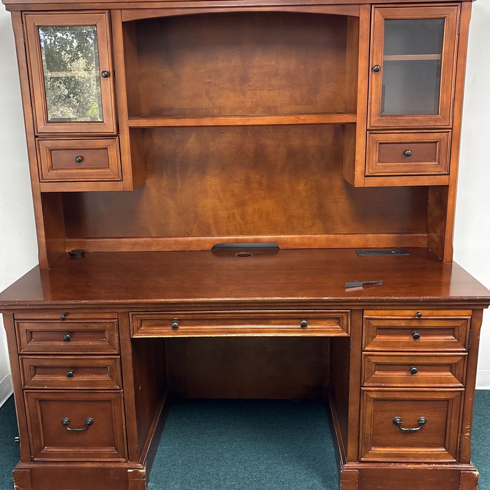 Office Desk