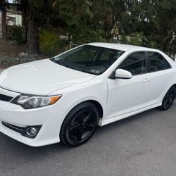 Toyota Camry 2014