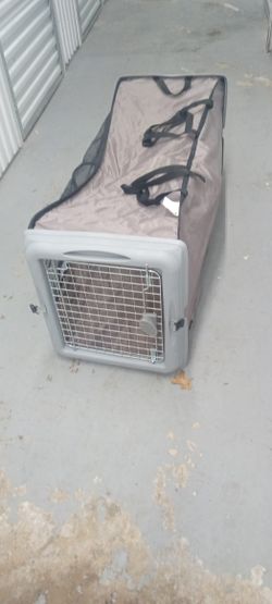 Expandable Dog Kennel - Fits Backseat