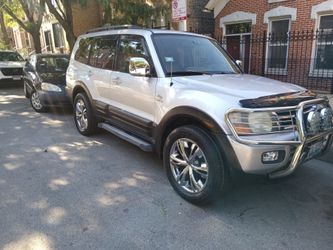 2001 Mitsubishi Montero