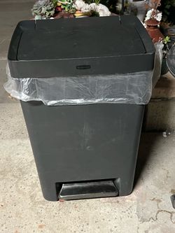 Trash Can 16"L x 12.25"W x 24.63"H