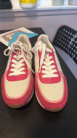 Tennis shoes, Michael Kors