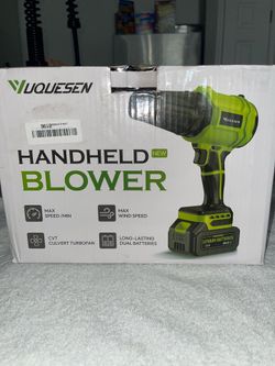Handheld leaf blower