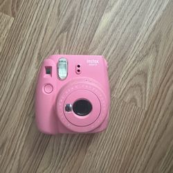 Polaroid Camera 