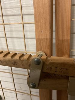 Baby gate