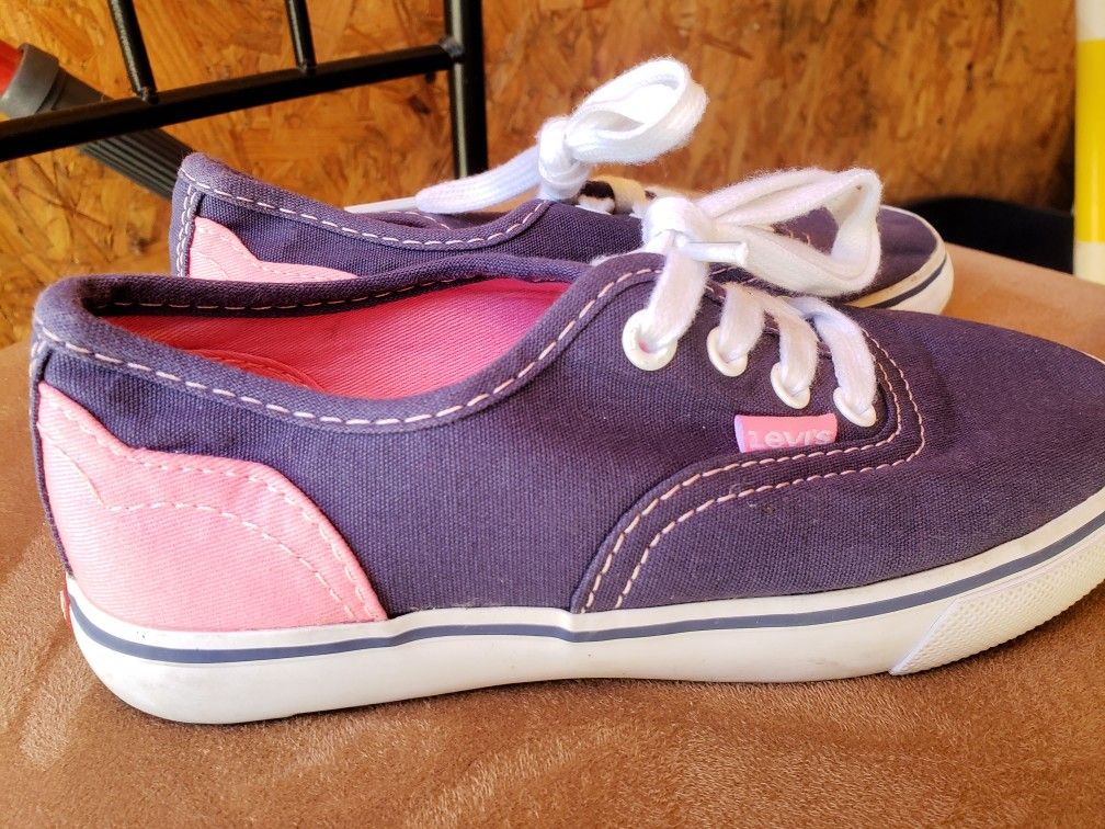 Levi's shoes