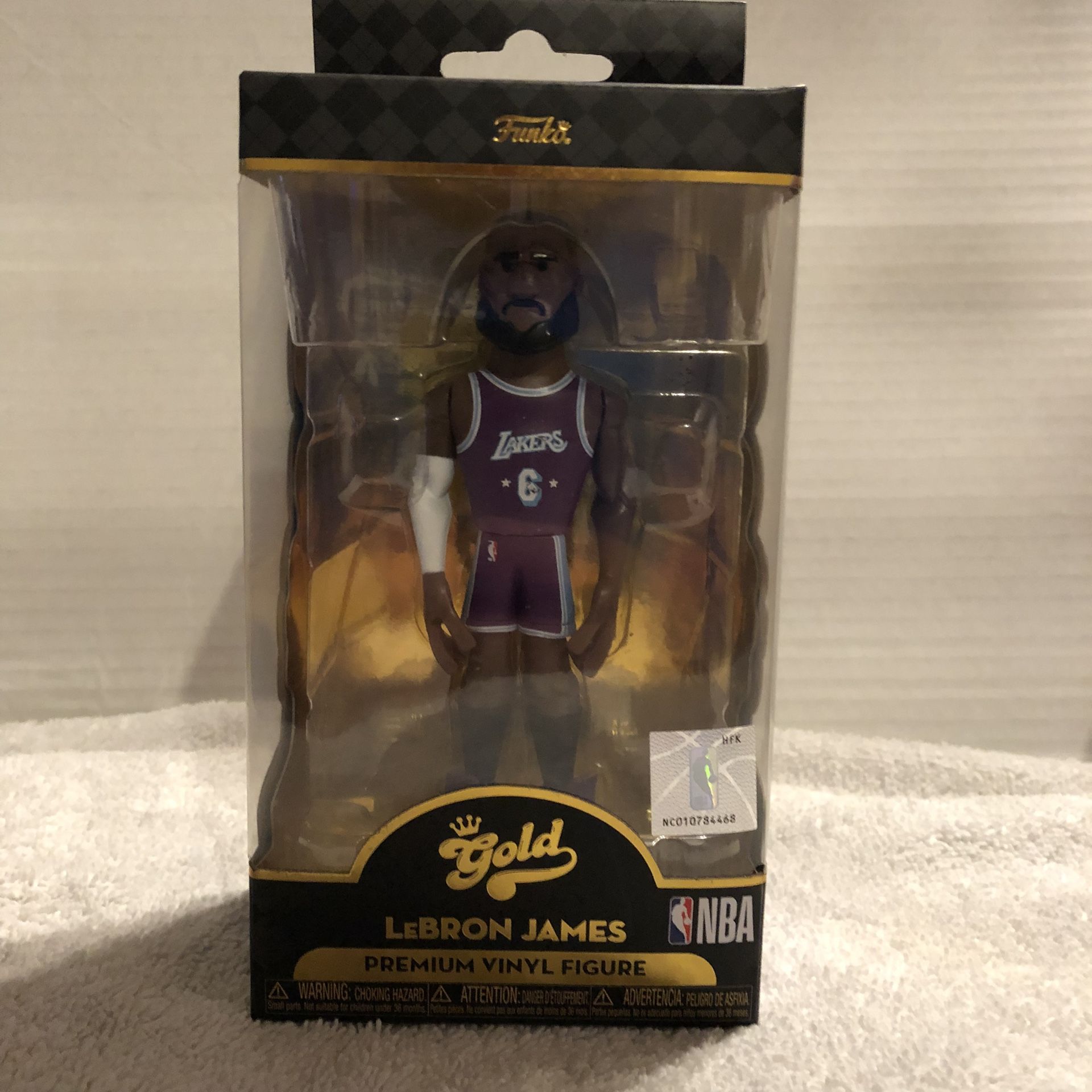 Funko Pop! Gold NBA Lakers Lebron James Figure