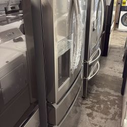 Frigidaire French Door Refrigerator 