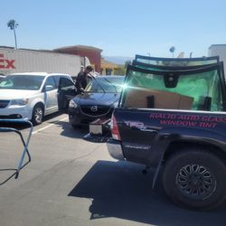Auto Glass 