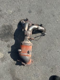 Exhaust manifold for Nissan and ford