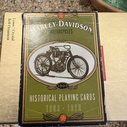 2 pk vintage Harley-Davidson Motorcycles historical playing cards from 1997 