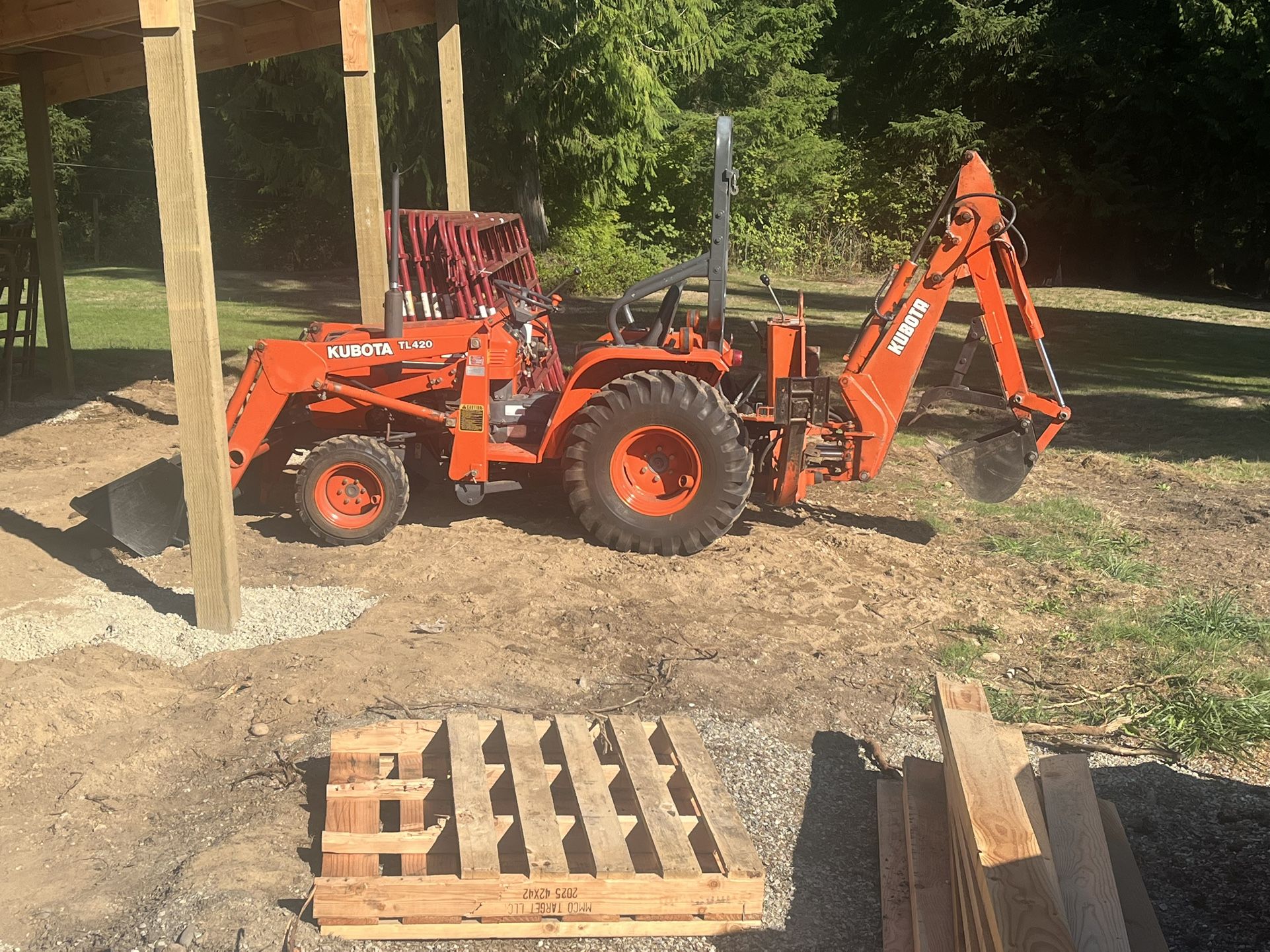Kubota B20 4wd Tractor With Loader And Backhoe