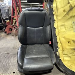 Q50 S  Seats 