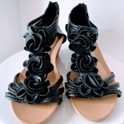 Woman’s Sandals