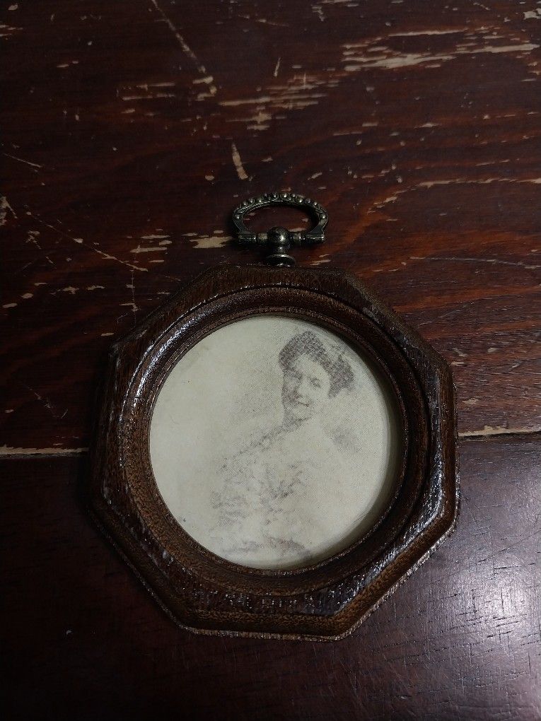 Vintage Small Photo Frame Antique Wall Picture Frame Wood(3"X3")