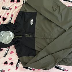 North Face Windbreaker 