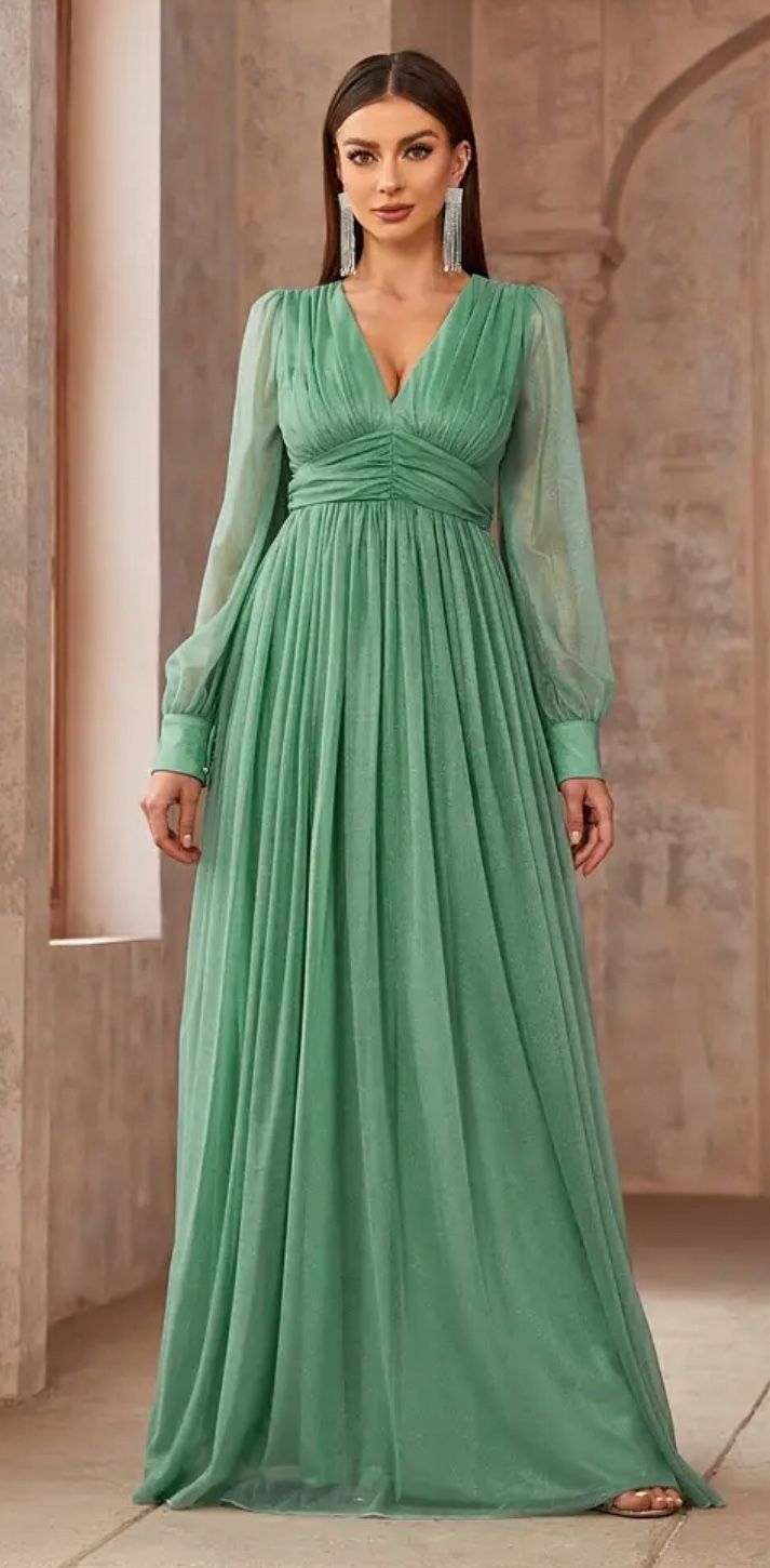 Elegant Mint Green Dress Maternity Shoot