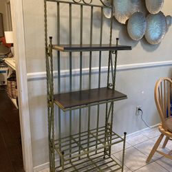 Ridge Road Decor Farmhouse Baker's Rack in Green 