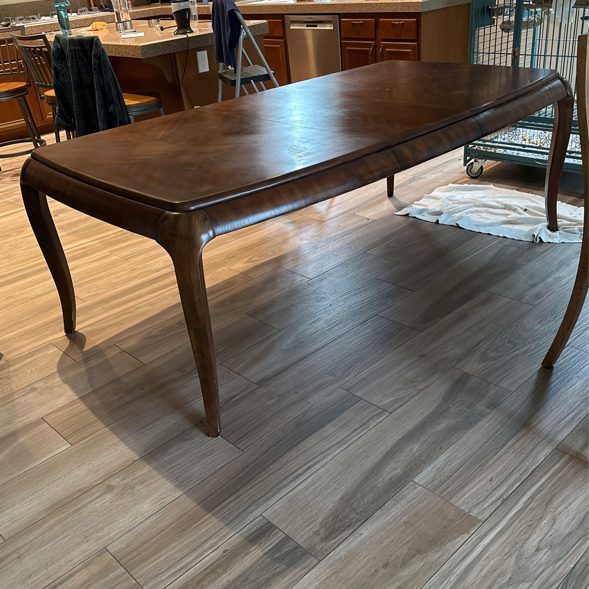Free Dining Room Table