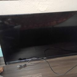 42 INCH RCA TV 