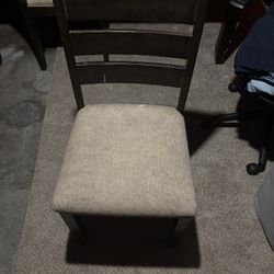 Table Chairs 
