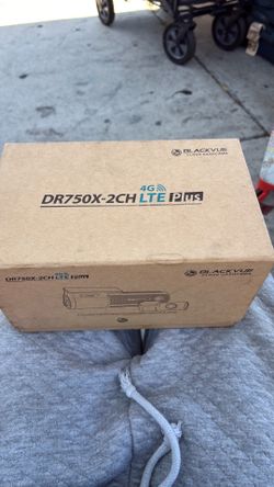 DR750X – 2CH LTE Plus dash cam
