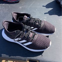 Adidas shoes size 6 1/2