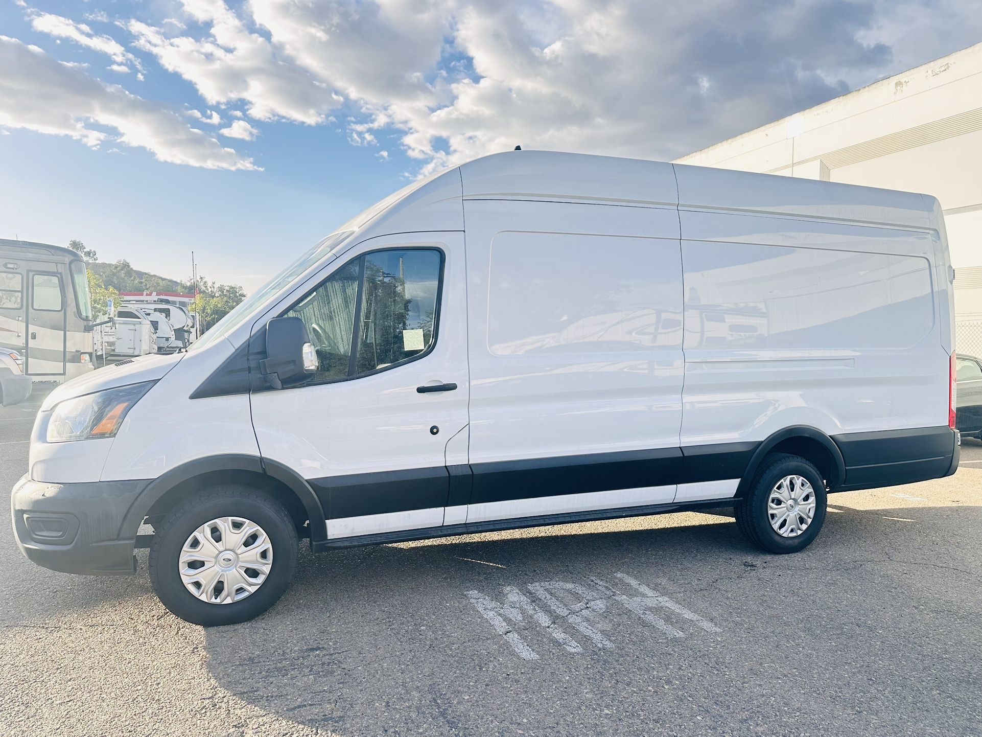 2021 Ford Transit-250 Cargo