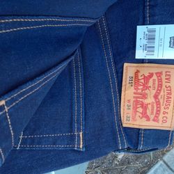 Levis Men 34/32