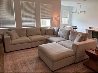 Thompsonville Lowell Modular Couch in Light Grey