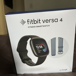 Fitbit Versa 4 - Black Bundle 