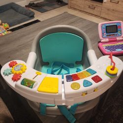 Infantino Music And Light Booster Seat 