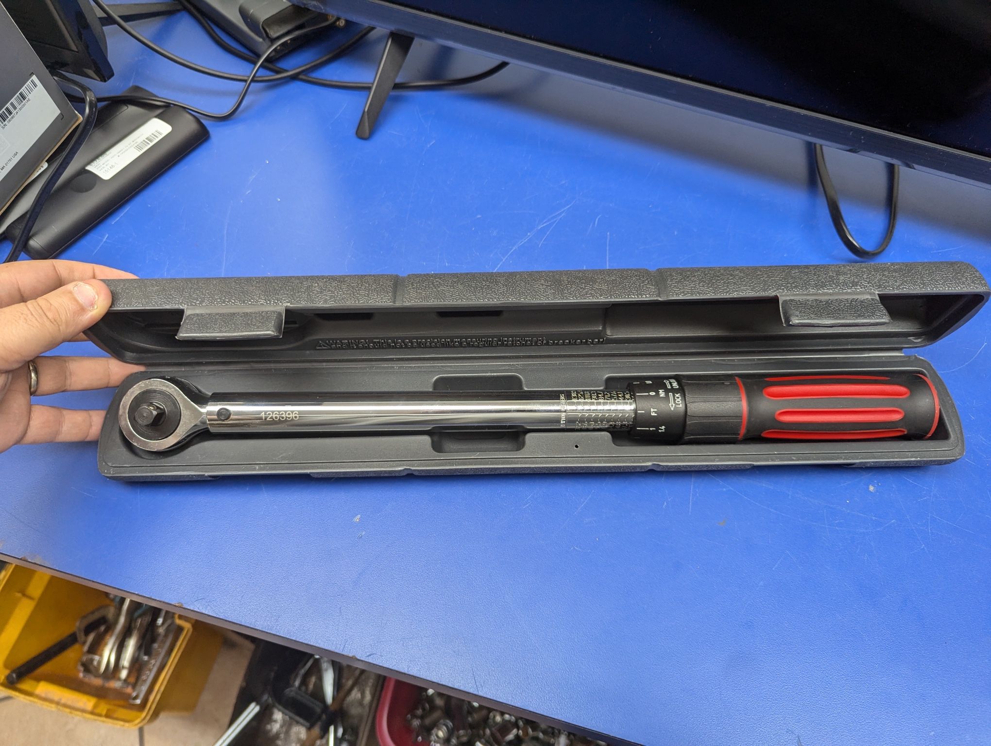 Performance Tool 3/8” Drive 100ft/lb Torque Wrench