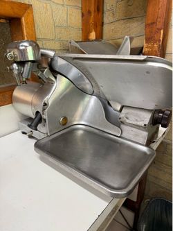 Used Globe commercial Slicer