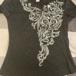 women’s shirt 