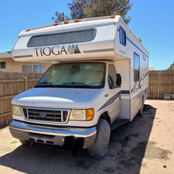 2005 Fleetwood Tioga 24D