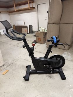 EXERCISE BIKE ECHELON EX-4s