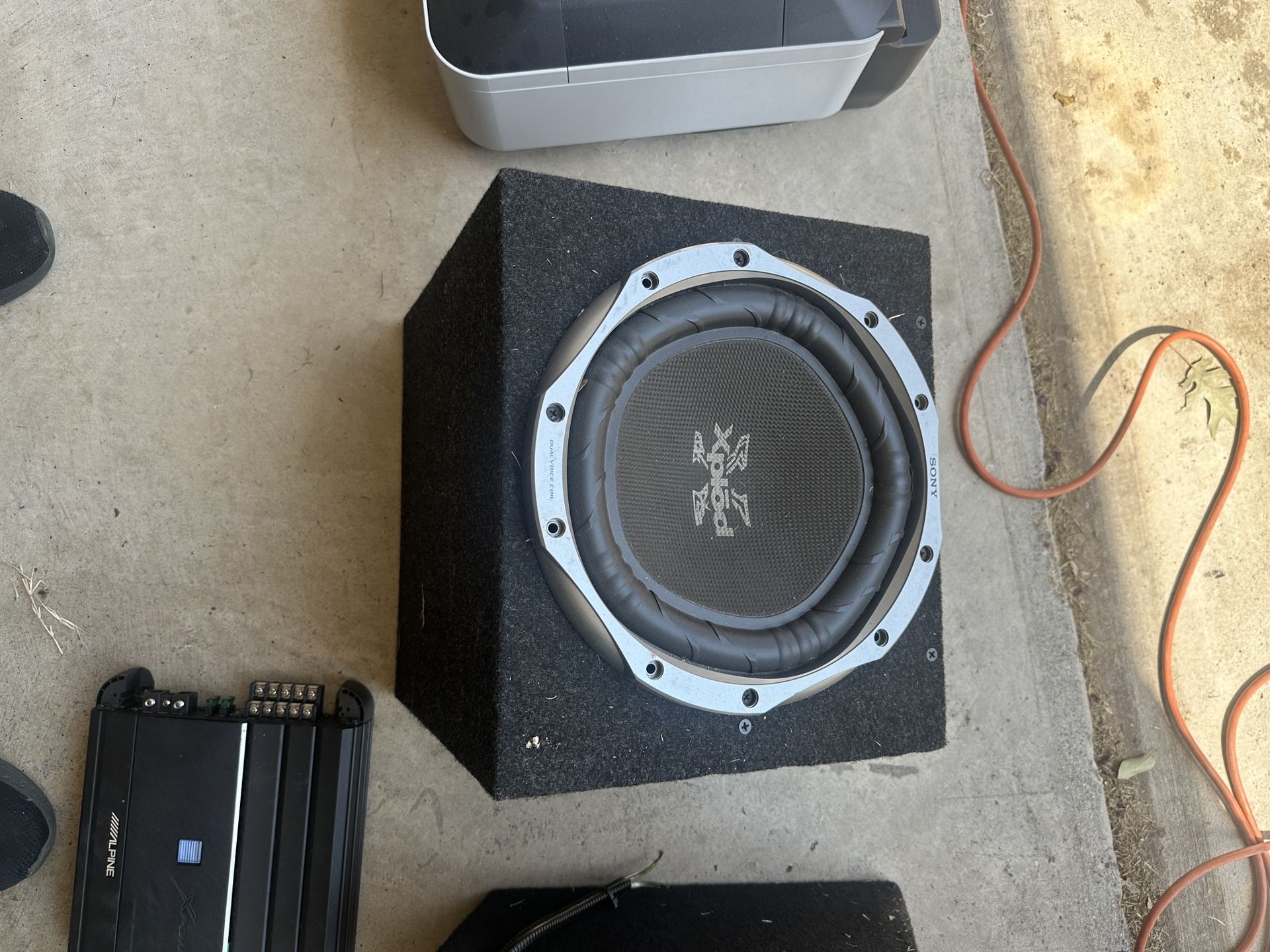 2 car subwoofers plus amp