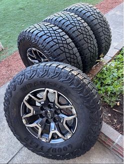 Chevy Silverado stock wheels 2025