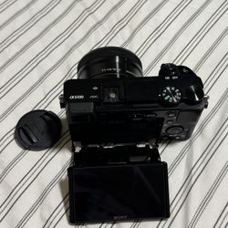 📸  Sony Alpha a6100 Mirrorless Camera (16-50mm Lens Kit)