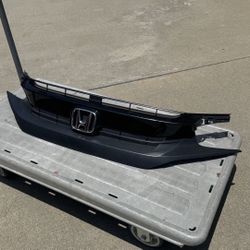 OEM Honda 10th Gen Civic Grill 