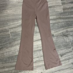 Activewear Woman’s Yoga Pants Boot Cut Size Medium