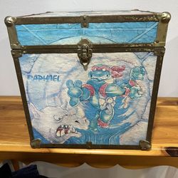 Vintage Teenager Mutant Ninja Turtles Wooden Toy Box 