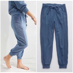Aerie Luxe Inside Out High Waisted Cropped Jogger