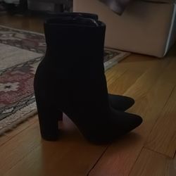 Black Pointed Toe Heel Boots 