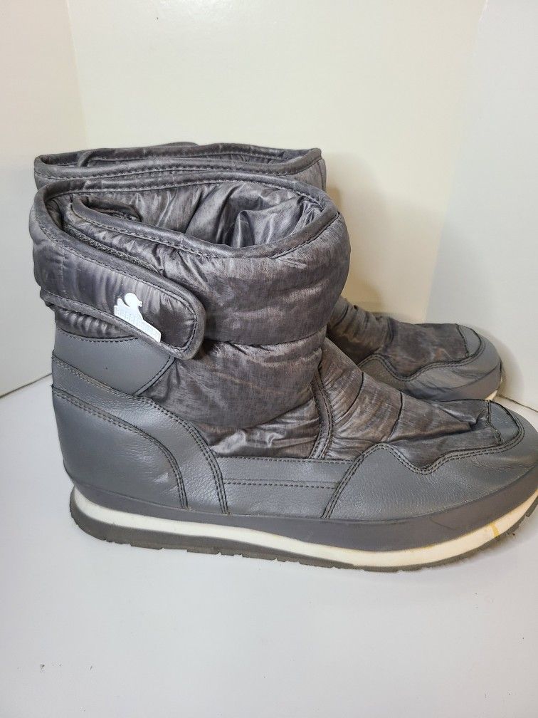 Rubber Duck Snow Boots

Mens Size 12